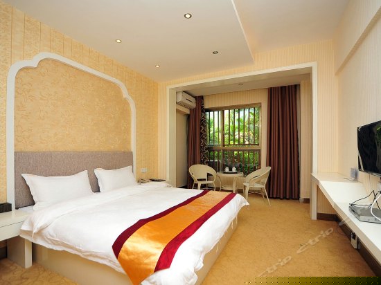 花园豪华大床房