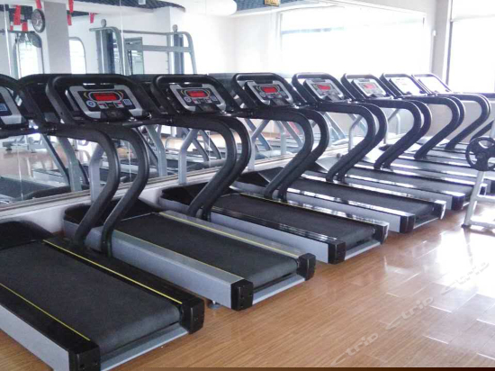 健身娱乐设施