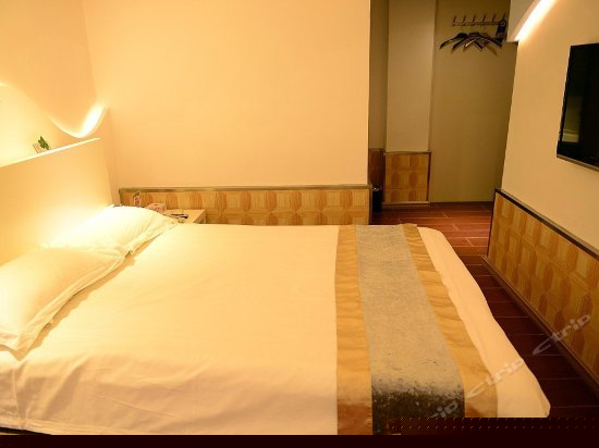 特价大床房（无窗）