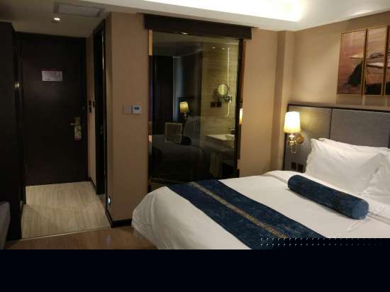 和颐商务大床房