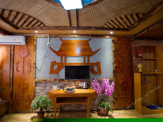 醉卧风雨桥双床标间