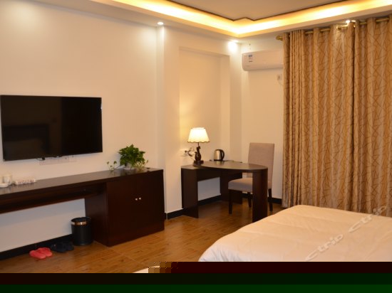 豪华山景双床房