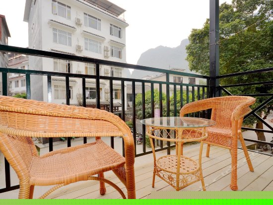 阳台豪华标准房