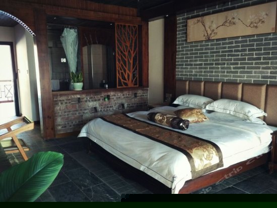 豪华阳台观景大床房