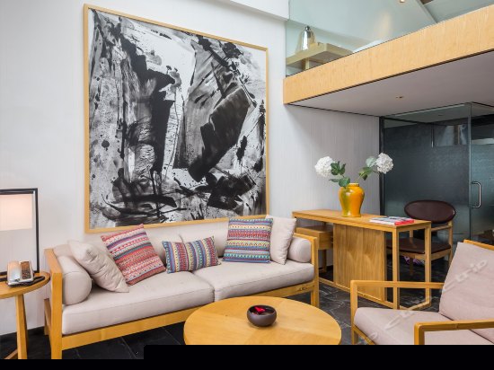 蜜月阁楼星空复式海景房