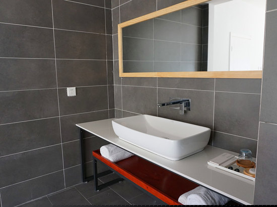 高级阳台大床房