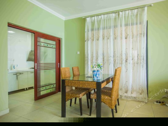 听海高级海景二房一厅套房