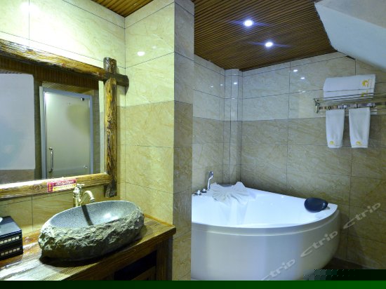 风情院精品大床房