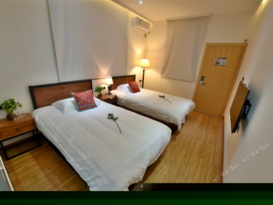 至雅双床间