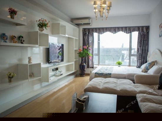 时尚家庭双床套房