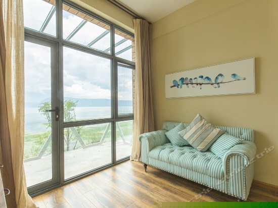 舒适海景大床房