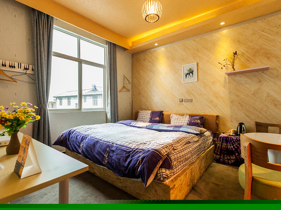 雅致大床房