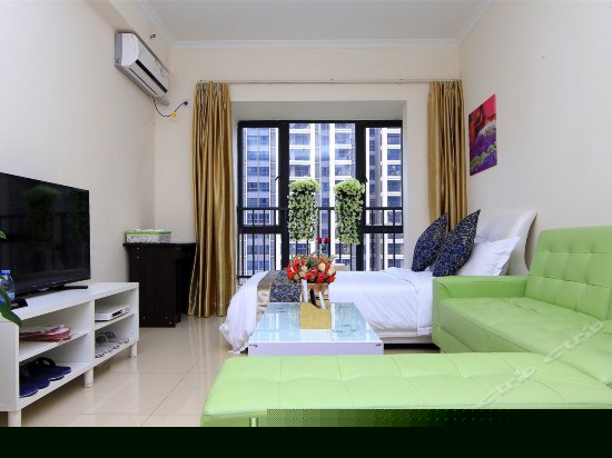 两房一厅四床房