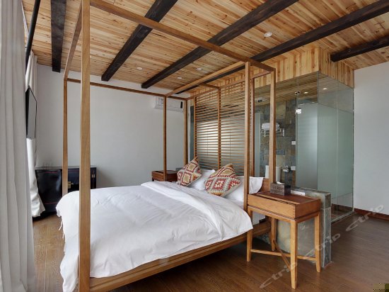 豪华海景大床房