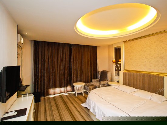 浪漫满屋圆床房