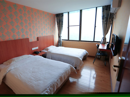 经济公寓双床房