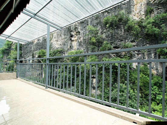 豪华阳台大床房