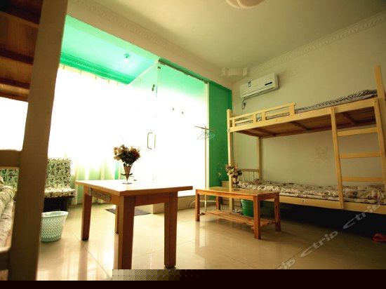 阳光6人间上下铺（床位房）