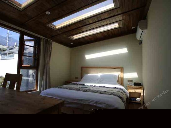 云雨多功能苍山观景套房