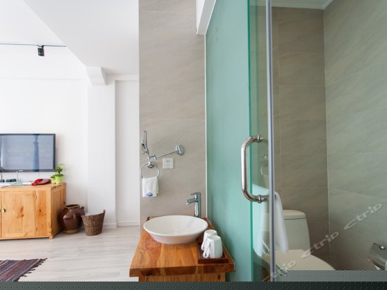 全海景落地窗大床房风花