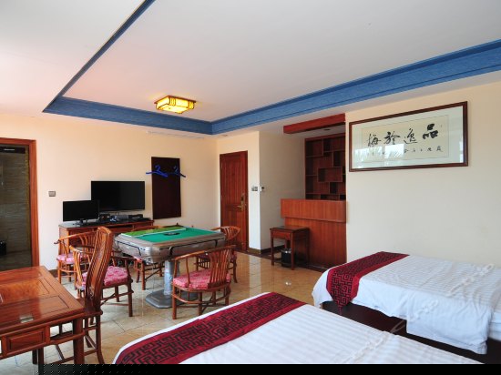 豪华双人房(电脑房）