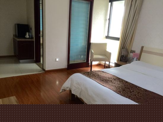 携程精选大床房