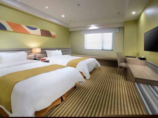 晶赞雅致双床房