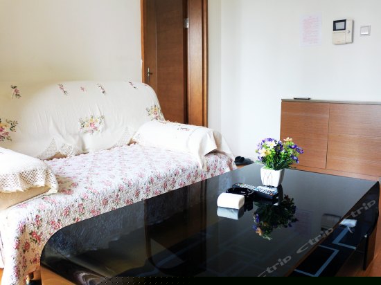 豪华单卧室带厅大床套房