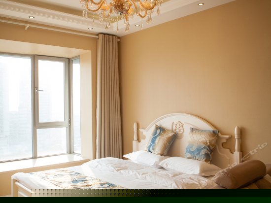 时尚家庭双床套房