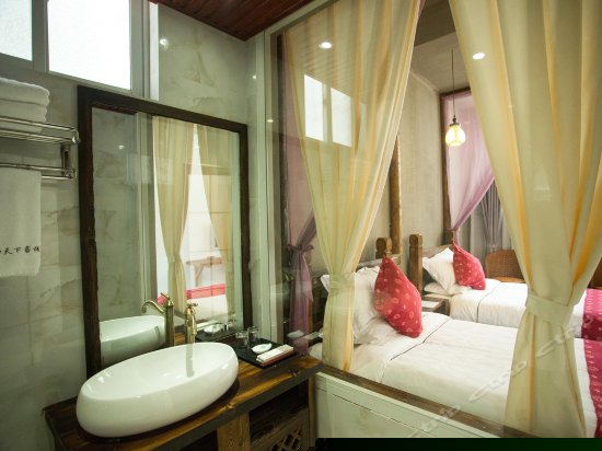 灵泉溪空调双床房