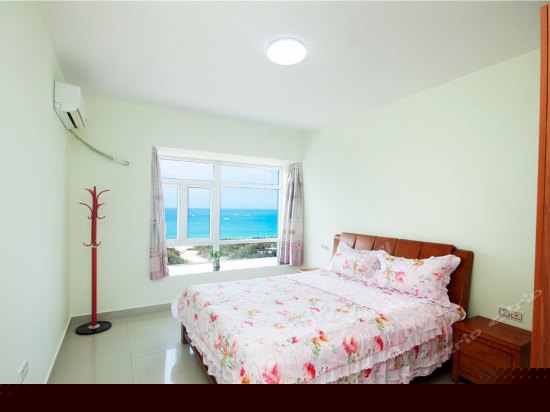 豪华高层180度海景四室一厅套房1503