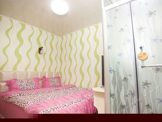 温馨精品大床房