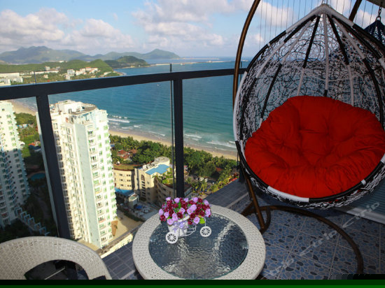 精装120°阳台海景大床房