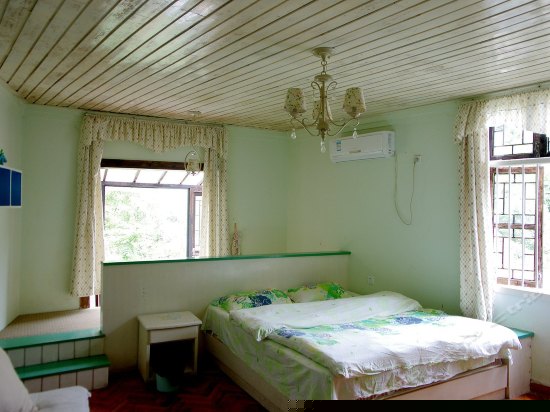 富士静山景阳台房