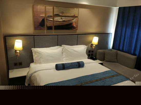 和颐商务大床房