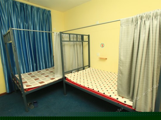 六人间（独卫床位）