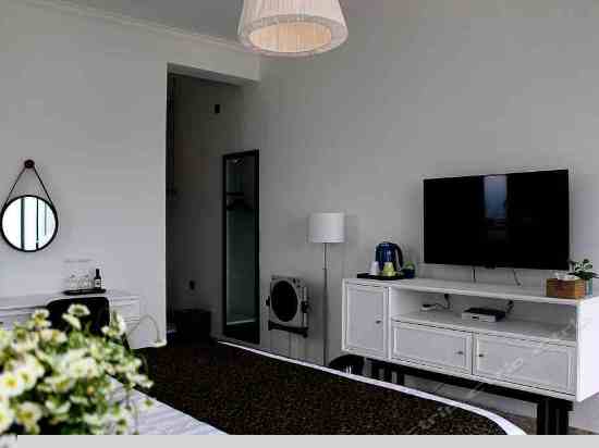 豪华海景山景超大露台大床房