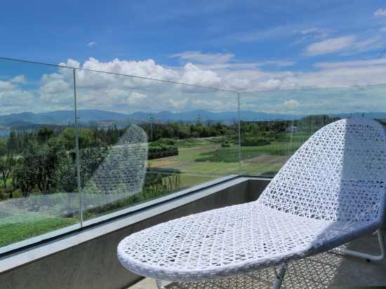 高级海景阳台大床房