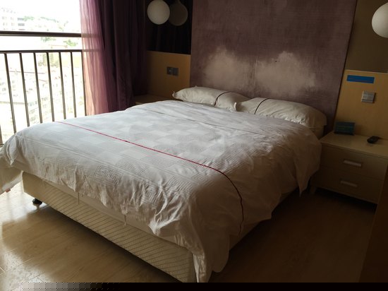 浪漫港湾大床房