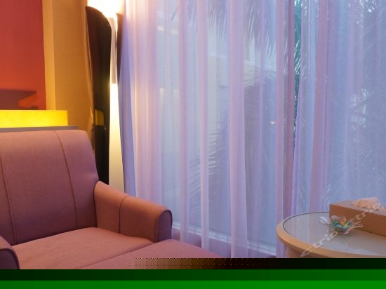 港式标准双人房（满屋世界）