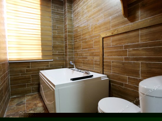 凤栖梧情侣套房