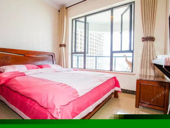 欧式二房一厅奢华超大阳台海景房