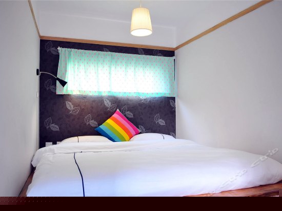 一楼初晴大床房