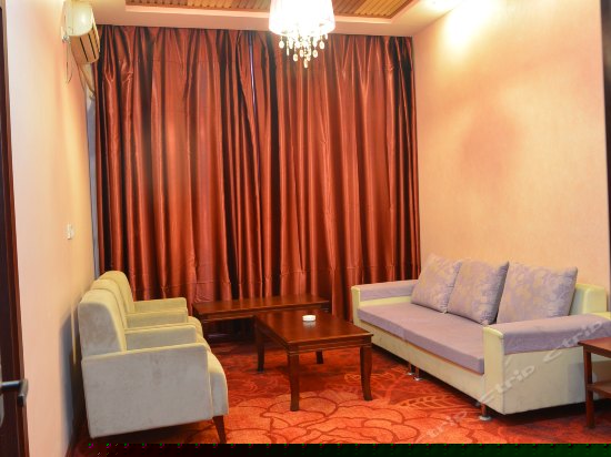 豪华套房(内宾)