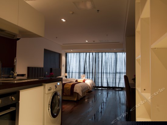 莹彻市景开放式双床房