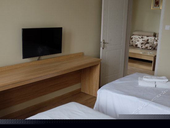 栈桥家庭六人套房