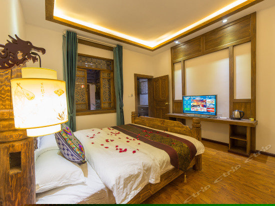 二号店温馨大床房