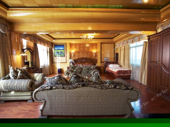 藏式豪华套房