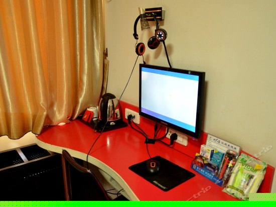 全新电脑大床间