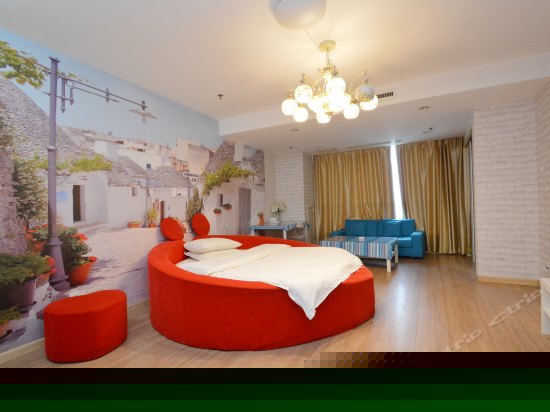 豪华情人主题房